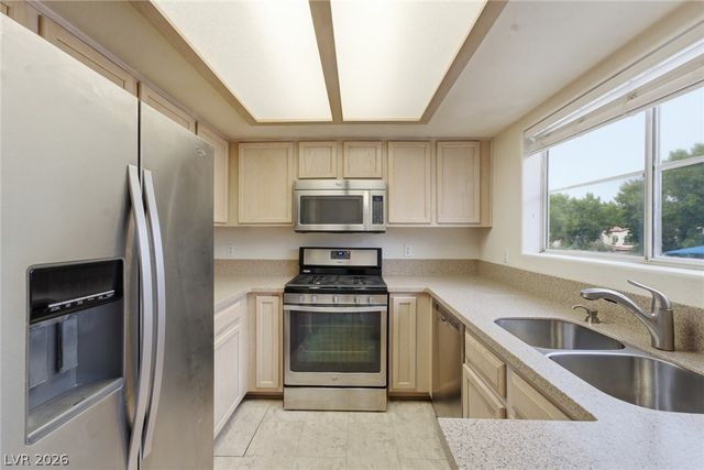 2975 Bluegrass Lane 523, Henderson, NV 89074
