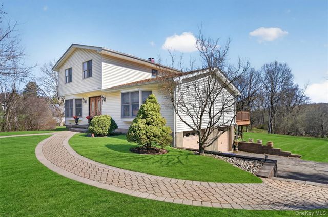 15 Rena Marie Circle, Washingtonville, NY 10992
