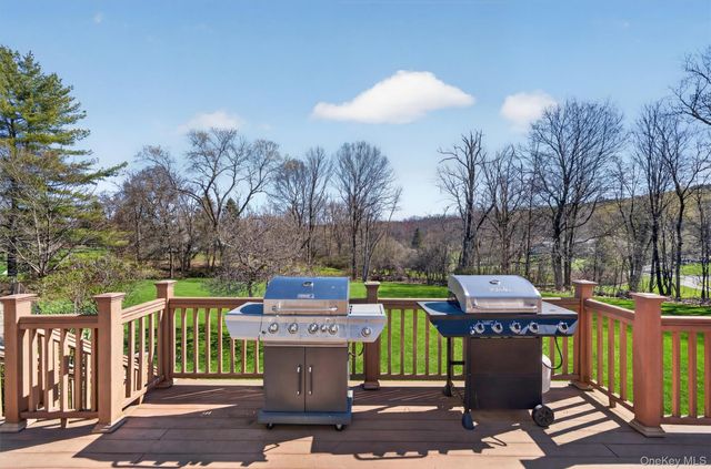15 Rena Marie Circle, Washingtonville, NY 10992