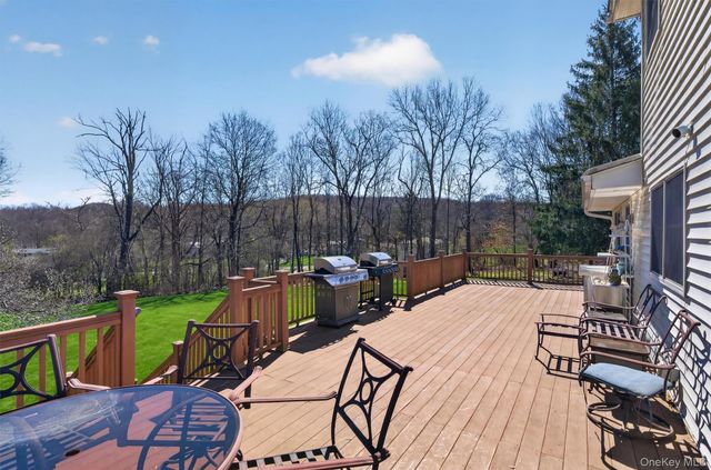 15 Rena Marie Circle, Washingtonville, NY 10992