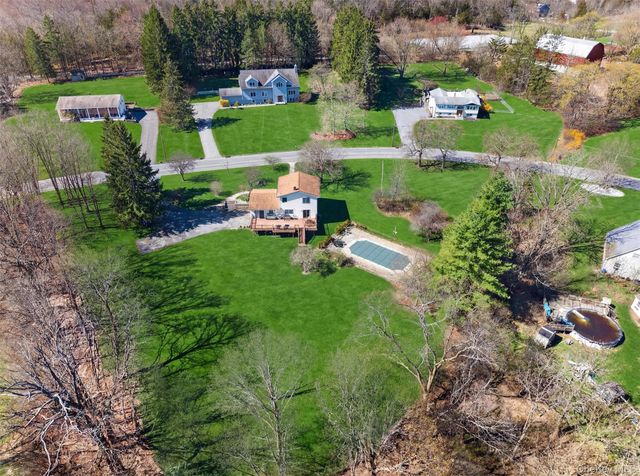 15 Rena Marie Circle, Washingtonville, NY 10992