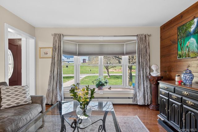 15 Rena Marie Circle, Washingtonville, NY 10992