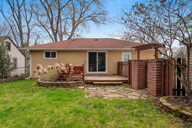 2420 LIBAL STREET, Green Bay, WI 54301