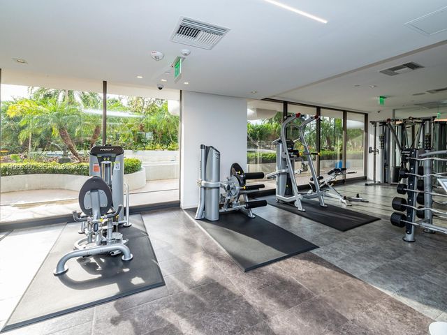 9 Island Ave 2211, Miami Beach, FL 33139