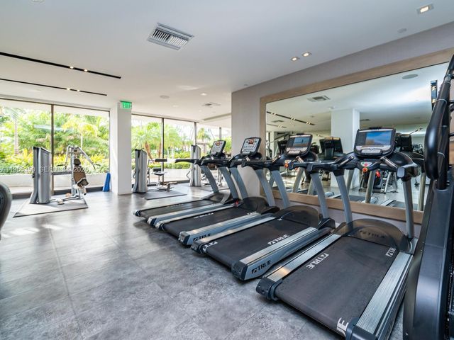 9 Island Ave 2211, Miami Beach, FL 33139