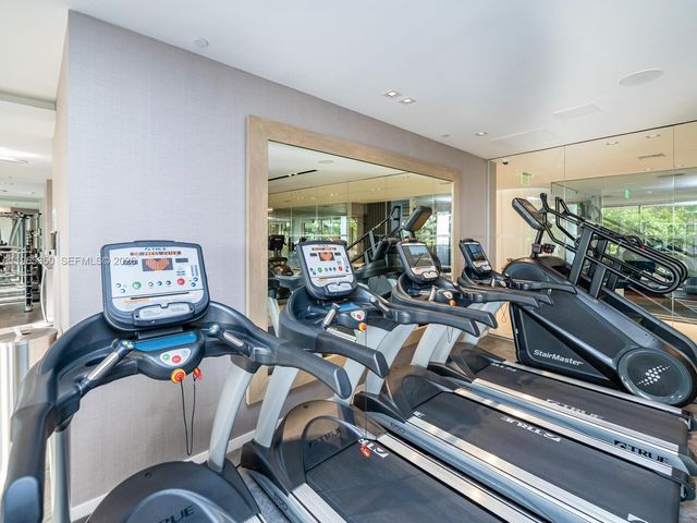 9 Island Ave 2211, Miami Beach, FL 33139