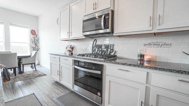 829 Spruce Street, Lavon, TX 75166