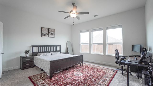 829 Spruce Street, Lavon, TX 75166