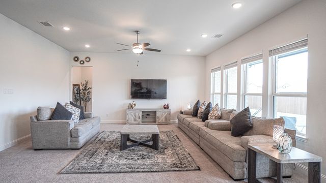 829 Spruce Street, Lavon, TX 75166