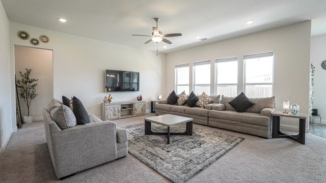 829 Spruce Street, Lavon, TX 75166
