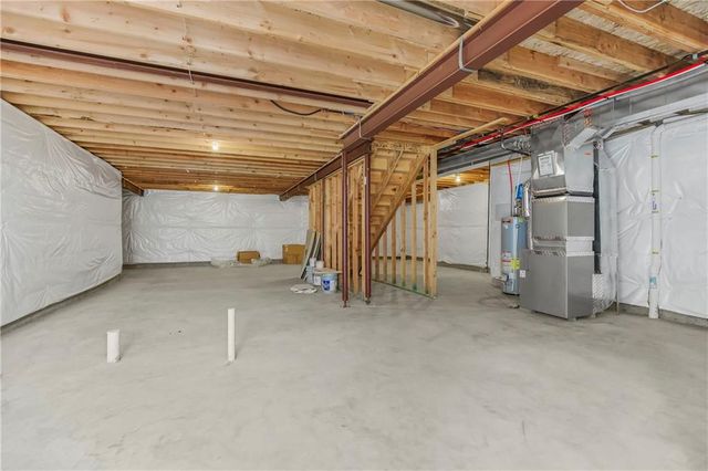 6709 NW 105th Street, Kansas City, MO 64154