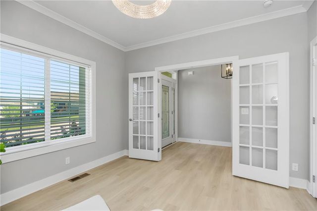 6709 NW 105th Street, Kansas City, MO 64154