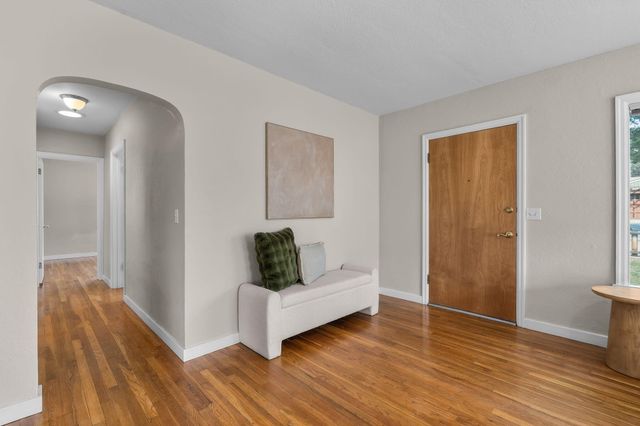 1119 NE 9th Street, Bend, OR 97701