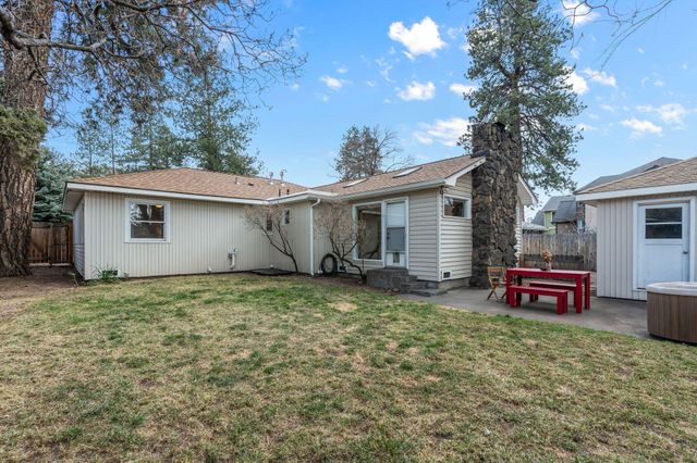 1119 NE 9th Street, Bend, OR 97701