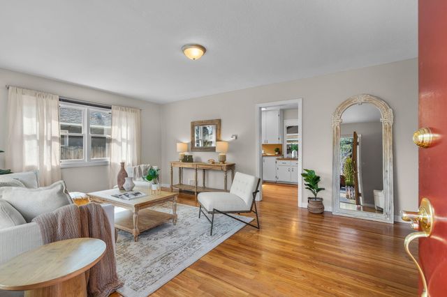 1119 NE 9th Street, Bend, OR 97701