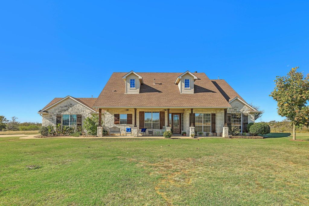 1525 FM 1704 RD, Elgin, TX 78621