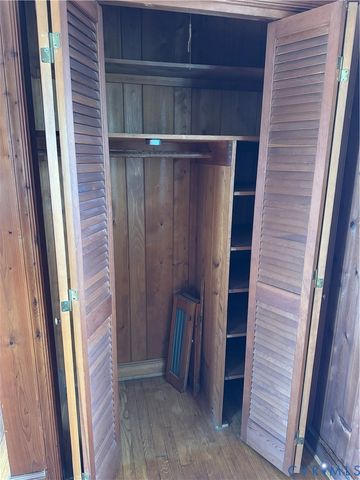 7803 Hermitage Rd, Henrico, VA 23228