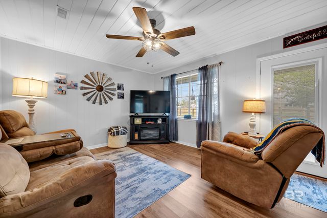 21897 Broad Street, Silverhill, AL 36576