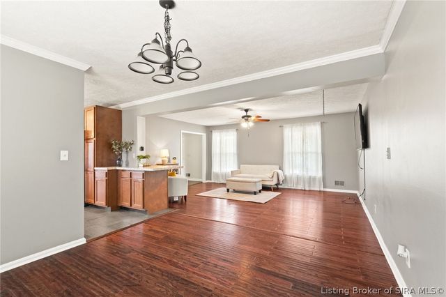 1103 Carriage Lane, New Albany, IN 47150