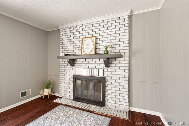 1103 Carriage Lane, New Albany, IN 47150