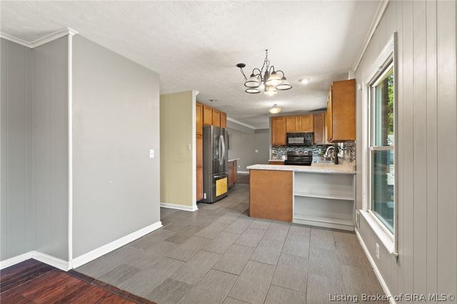 1103 Carriage Lane, New Albany, IN 47150