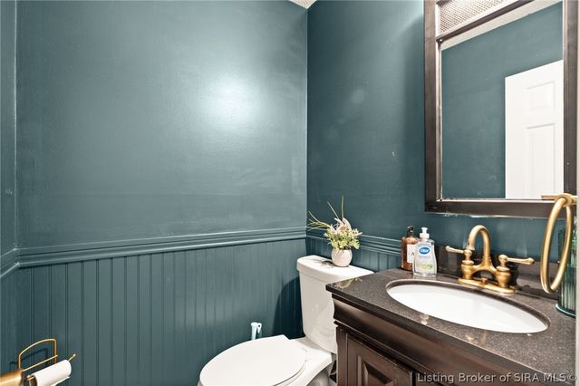 1103 Carriage Lane, New Albany, IN 47150