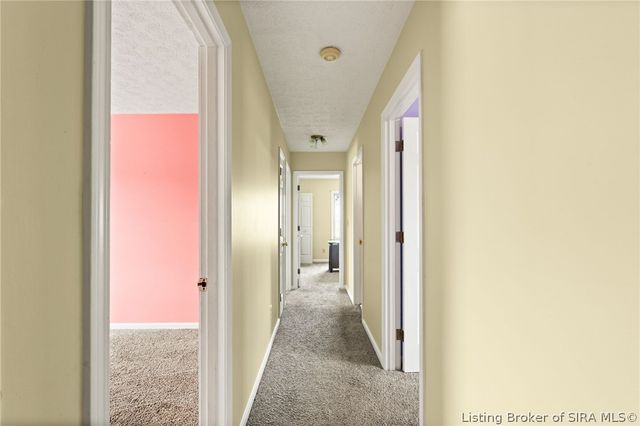 1103 Carriage Lane, New Albany, IN 47150