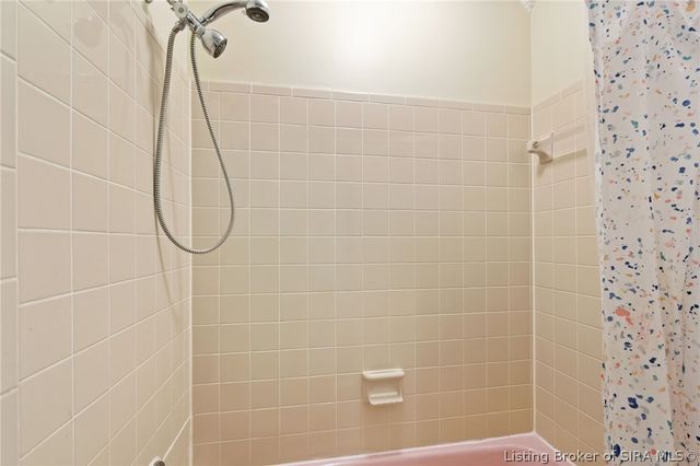 1103 Carriage Lane, New Albany, IN 47150