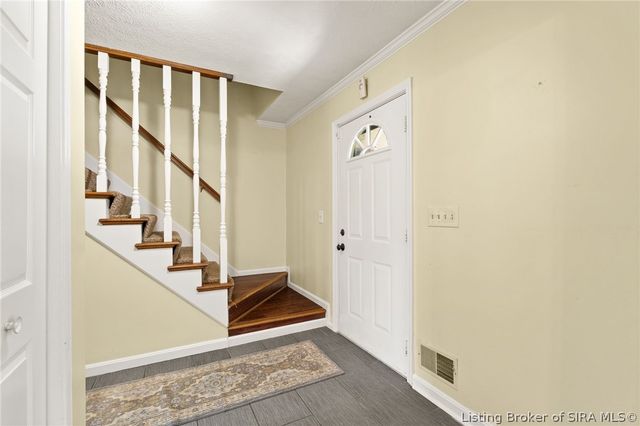 1103 Carriage Lane, New Albany, IN 47150