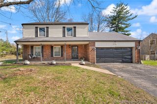 1103 Carriage Lane, New Albany, IN 47150