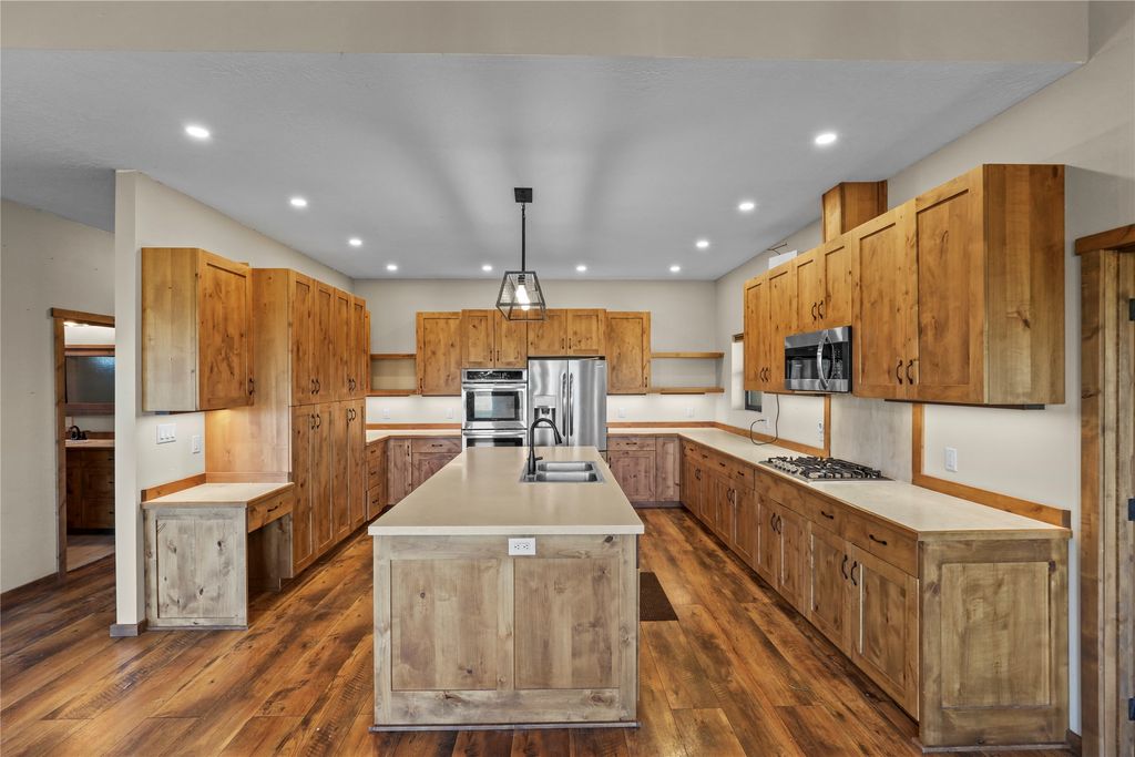 2055 Gilman Road, Augusta, MT 59410 photo 3