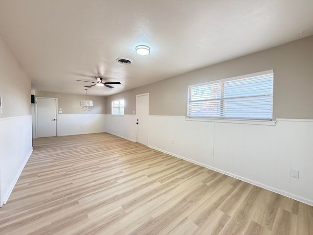 509 N Ballard Street, Brownfield, TX 79316