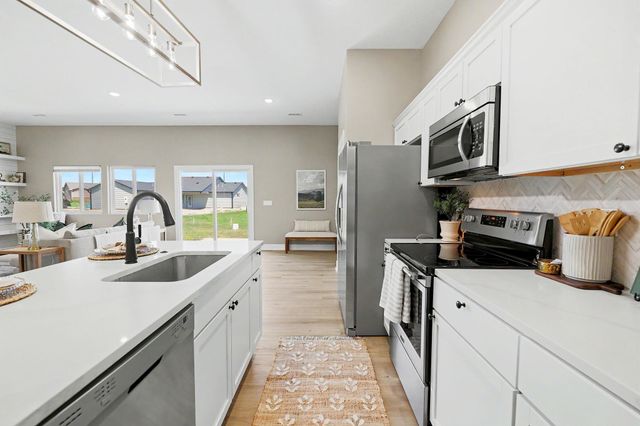 724 N Redbud Ave, Valley Center, KS 67147