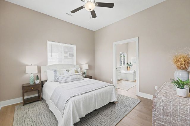 724 N Redbud Ave, Valley Center, KS 67147