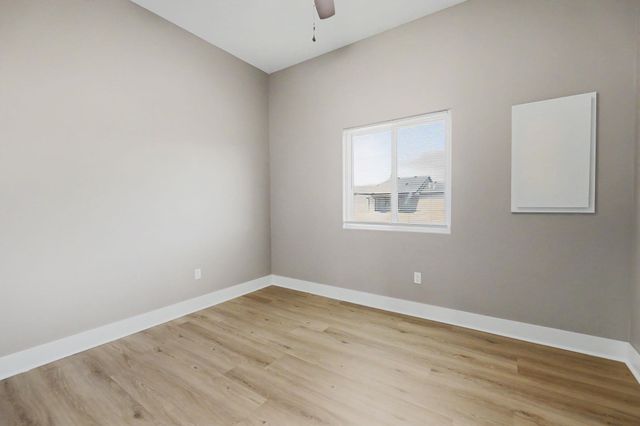 724 N Redbud Ave, Valley Center, KS 67147