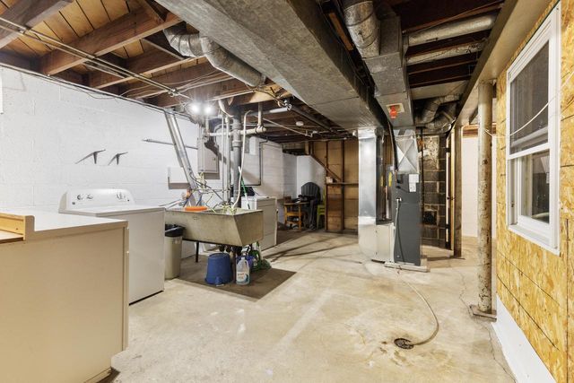 3834 S 14th STREET, Milwaukee, WI 53221