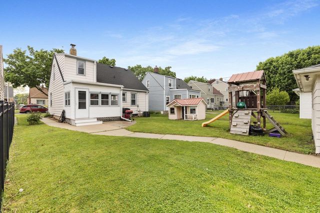 3834 S 14th STREET, Milwaukee, WI 53221