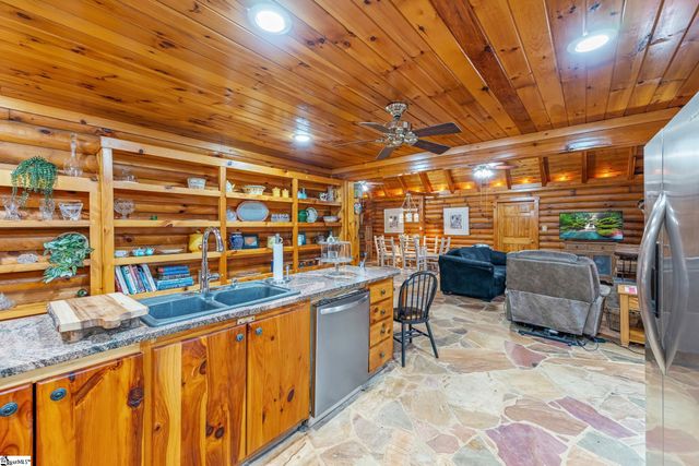 2771 Abercrombie Road, Fountain Inn, SC 29644