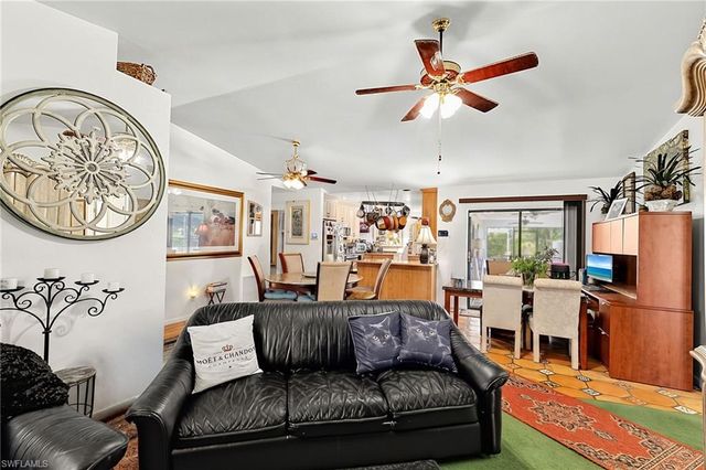 1206 NW 11th TER, Cape Coral, FL 33993