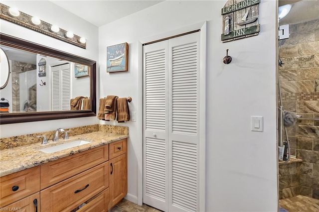 1206 NW 11th TER, Cape Coral, FL 33993