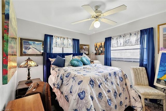 1206 NW 11th TER, Cape Coral, FL 33993