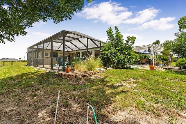 1206 NW 11th TER, Cape Coral, FL 33993