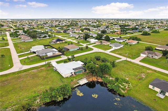 1206 NW 11th TER, Cape Coral, FL 33993