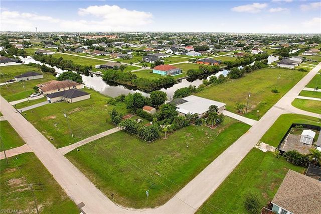 1206 NW 11th TER, Cape Coral, FL 33993
