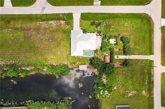 1206 NW 11th TER, Cape Coral, FL 33993
