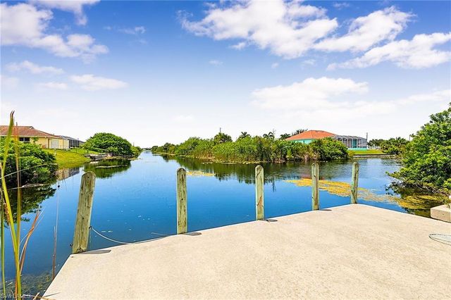1206 NW 11th TER, Cape Coral, FL 33993