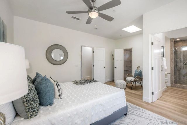 1027-29 Knowles Ave, Carlsbad, CA 92008