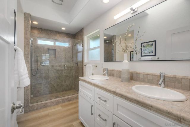 1027-29 Knowles Ave, Carlsbad, CA 92008