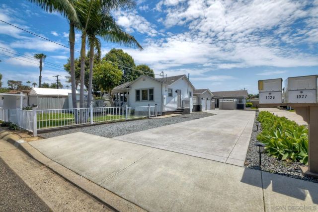 1027-29 Knowles Ave, Carlsbad, CA 92008