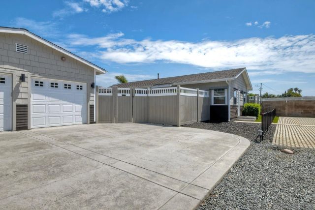 1027-29 Knowles Ave, Carlsbad, CA 92008